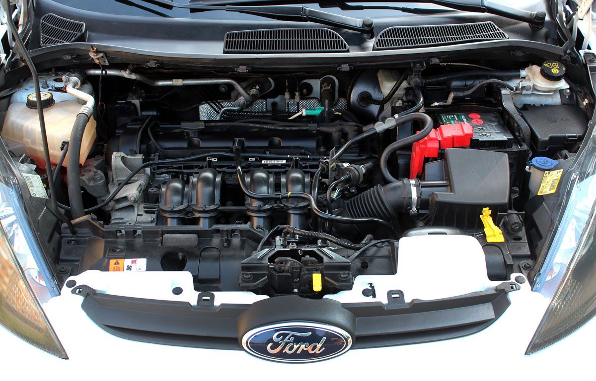 S7cb двигатель Форд Мондео. Двигатель Форд галакси красная машина.