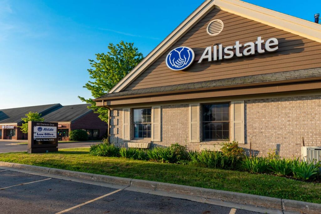 View of the Allstate sign and building in the City of Grand Ledge, MI - squaretrade lawsuit settlement