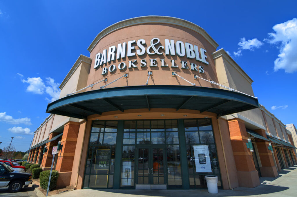 Exterior of a Barnes and Noble location against a blue sky.