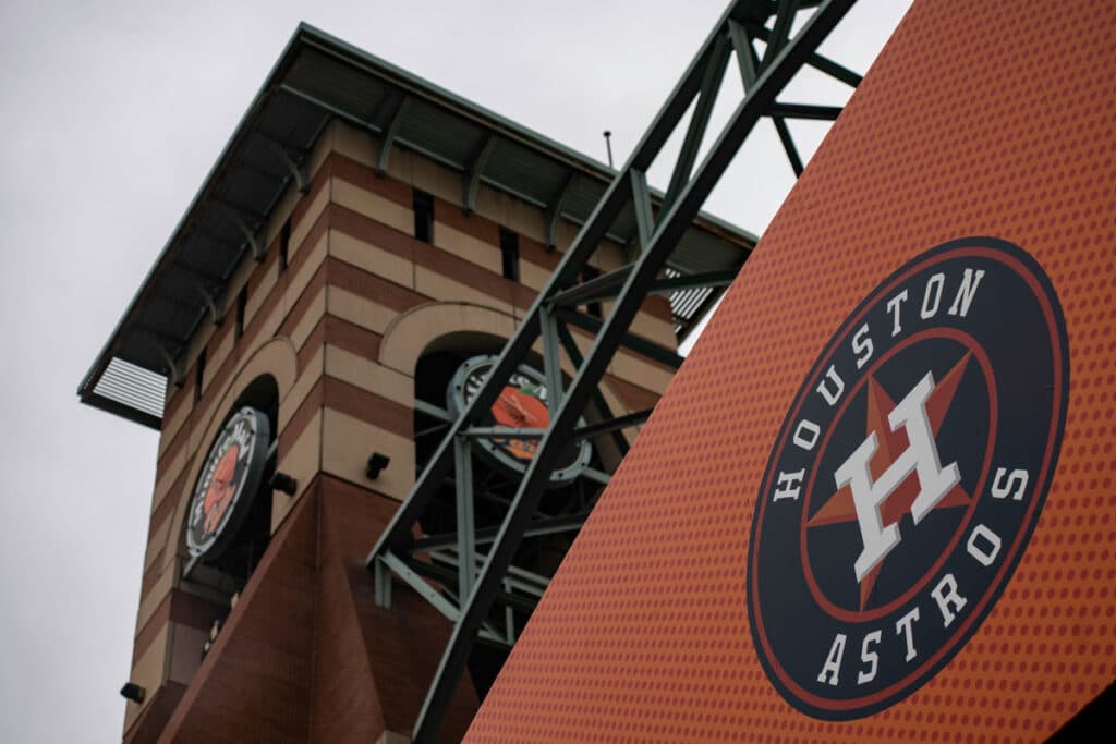 Houston Astros to sell seats being removed from Minute Maid Park