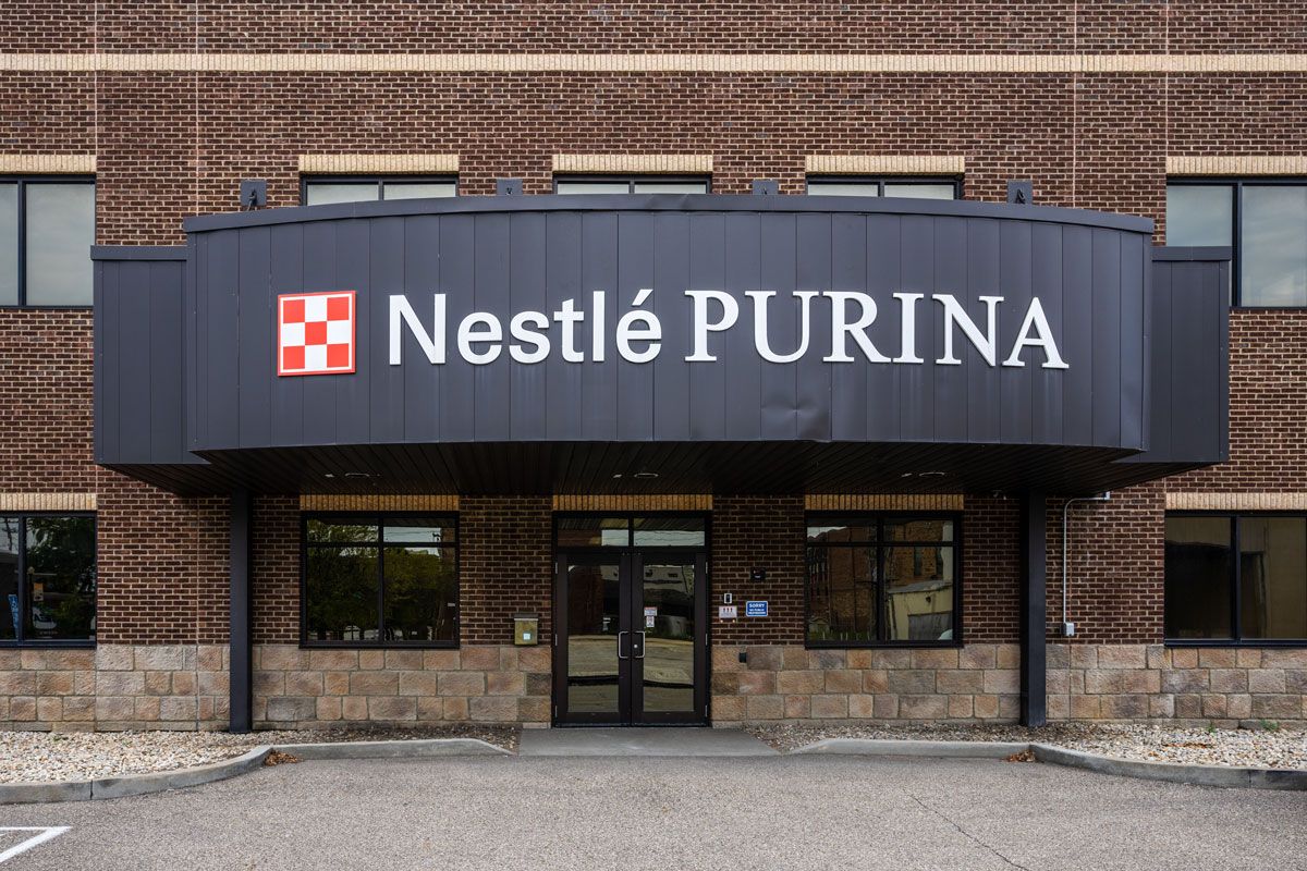 nestle-purina-recalls-low-fat-dog-food-due-to-mislabeling-top-class