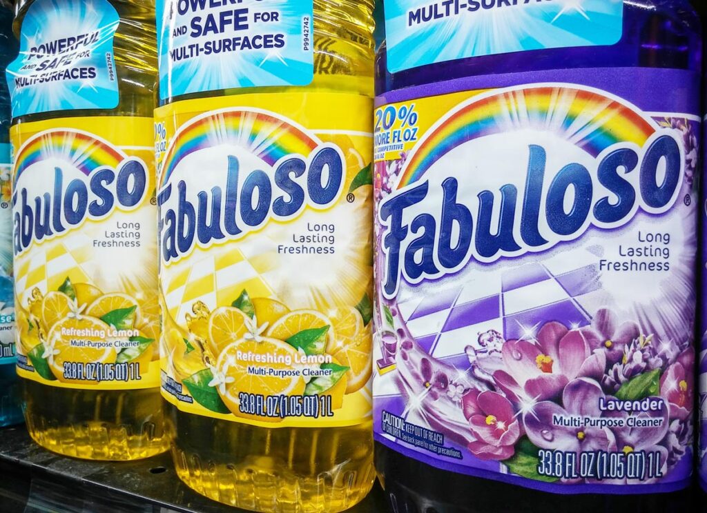 Close up of Fabuloso bottles on a supermarket shelf, representing the Fabuloso multipurpose cleaners recall
