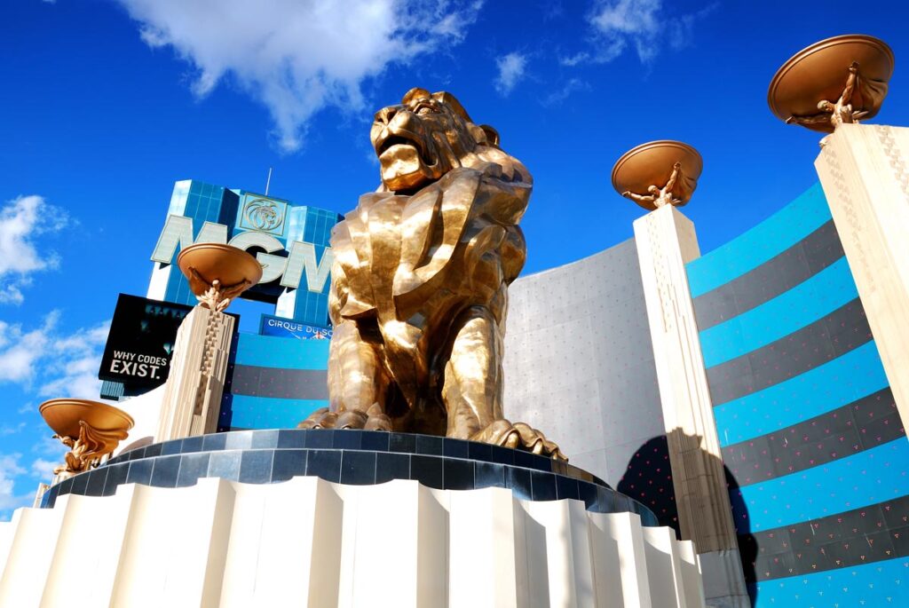 Close up of MGM statue in front of the casino, representing the BetMGM lawsuit consolidation