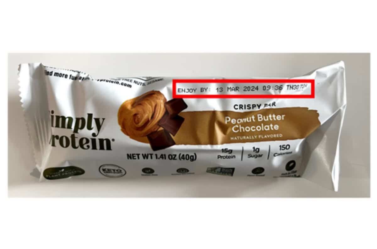 SimplyProtein Peanut Butter Chocolate Crispy Bar recall expanded