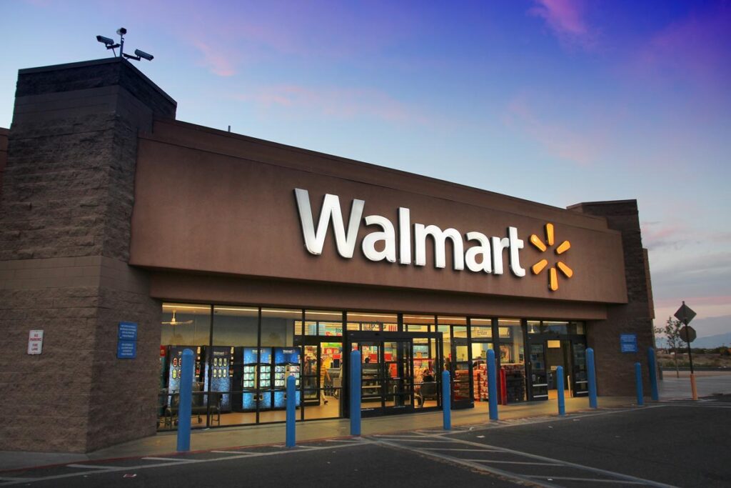 Why is Walmart no longer accepting pesos?