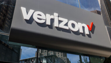 Close up of Verizon signage, representing the Verizon lead cables lawsuit.