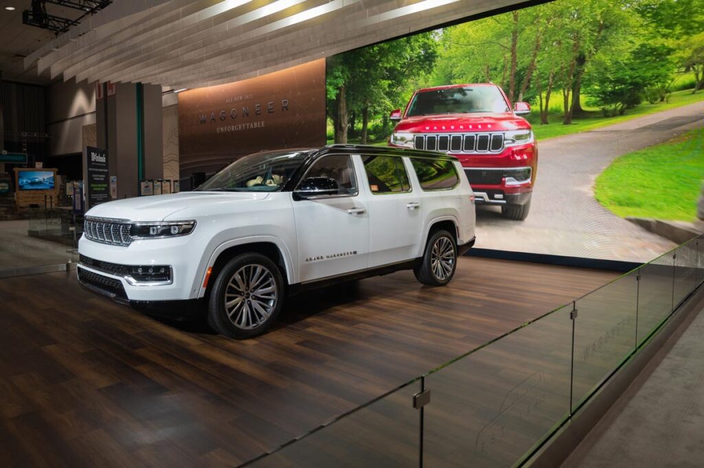 Chrysler announces recall for Jeep Wagoneer, Grand Wagoneer due to