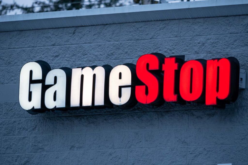Close up of Game Stop signage, representing the GameStop free shipping class action.