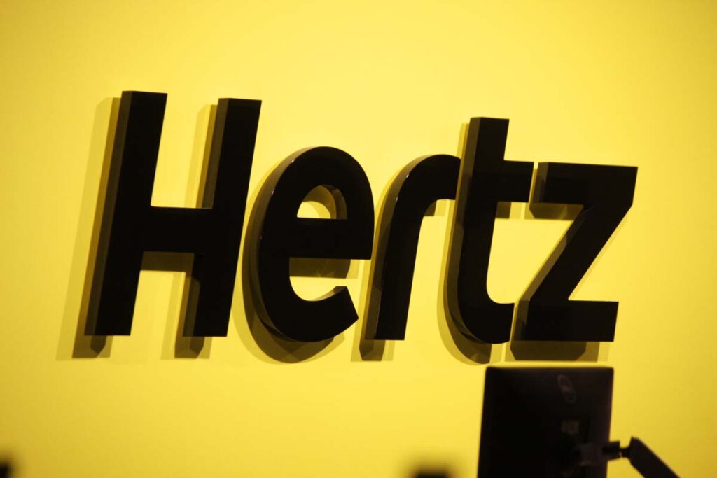 Close up of Hertz signage, representing the Hertz stolen vehicles class action.