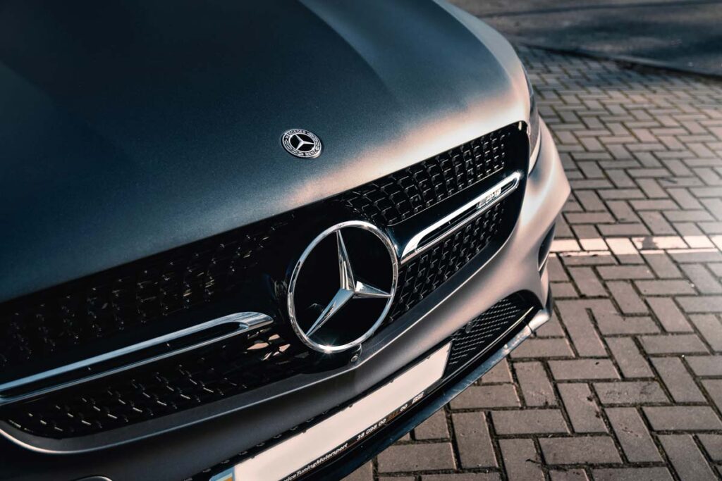 Close up of the front bumper of a Mercedes vehicle, representing the Mercedes-Benz recall.