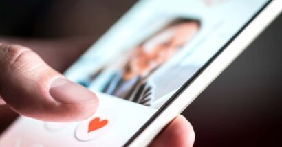 Tinder, Hinge class action claims apps are purposely addictive