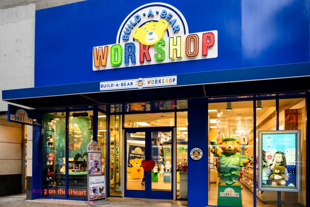 Exterior of a Build-a-Bear Workshop location, representing the Build-A-Bear and Squishmallows lawsuits.