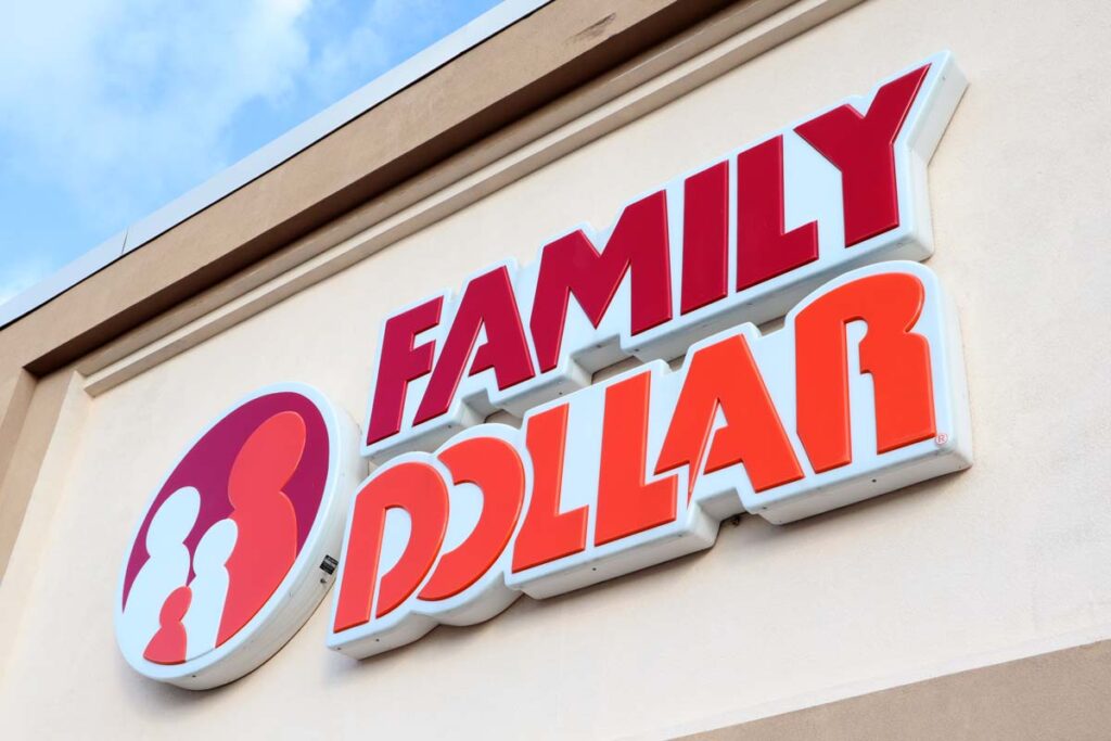 Close up of Family Dollar signage, representing the Family Dollar class action.