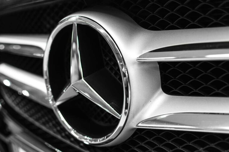 Mercedes-Benz defects prompt three recalls