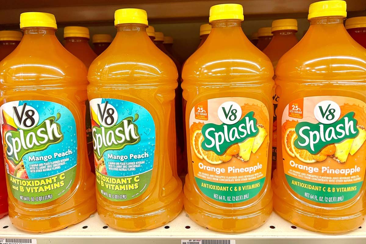 Close up of V8 Splash products on a supermarket shelf, representing the V8 Splash class action.