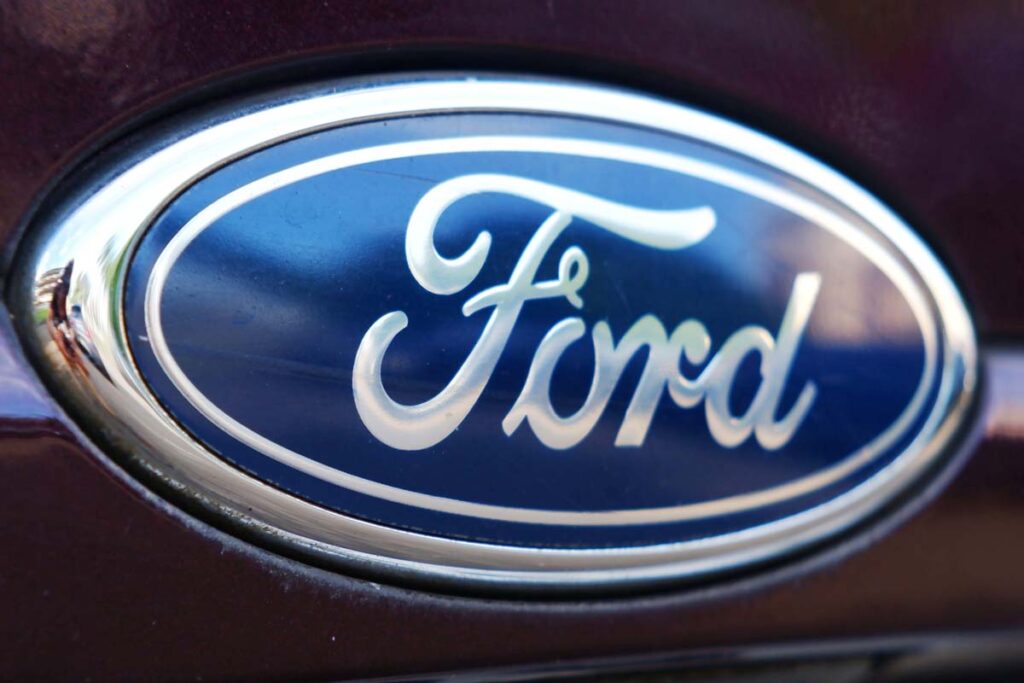 Close up of Ford emblem, representing the Ford F-150 recall.