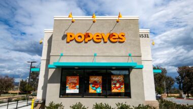 Exterior of a Popeyes restaurant, representing the Popeyes class action.