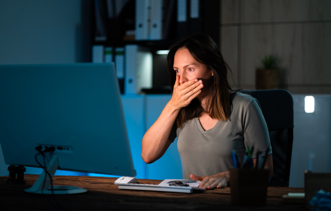 Medical office working seeing email about data hack.