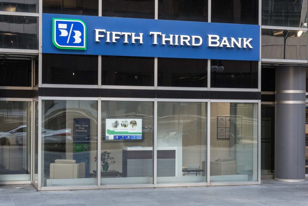 Exterior of a Fifth Third Bank location, representing the Fifth Third fine.