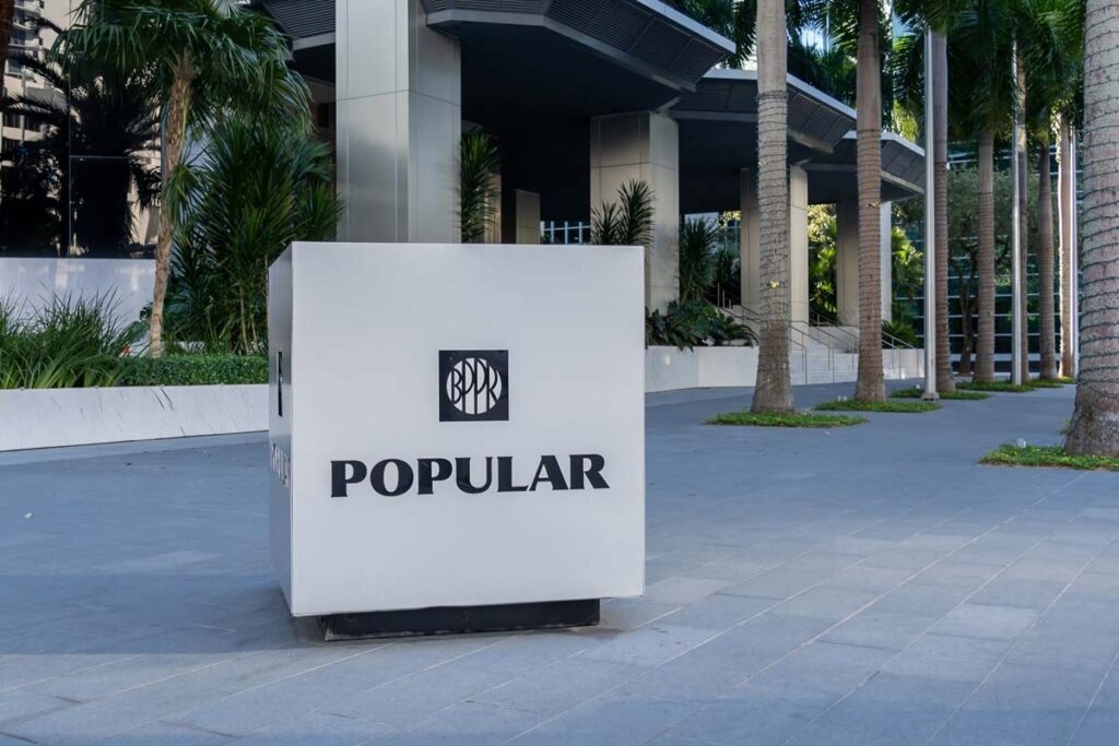 Banco Popular signage, representing Banco Popular overdraft class action settlement.