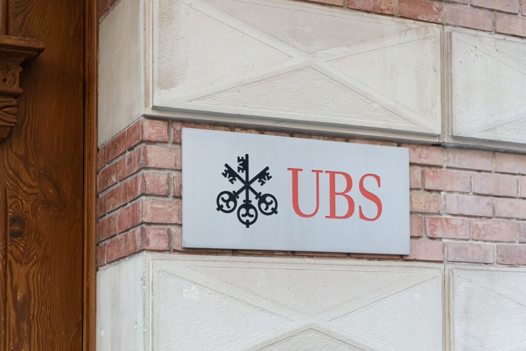 UBS Financial sign on brick building representing the UBS Financial class action.