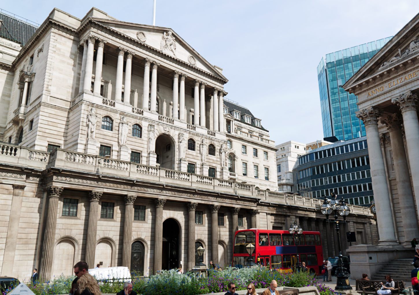 Bank of England building - coronavirus recession