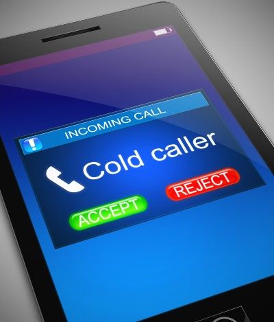 Cold call coming in on smartphone - pension cold calls