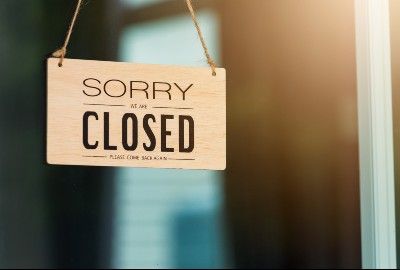 Sign in window reads, "Sorry, we're closed please come back again" - Scotland pub closures