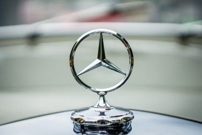 Chrome Mercedes hood ornament - mercedes recall