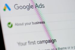 Google ads tracks user data