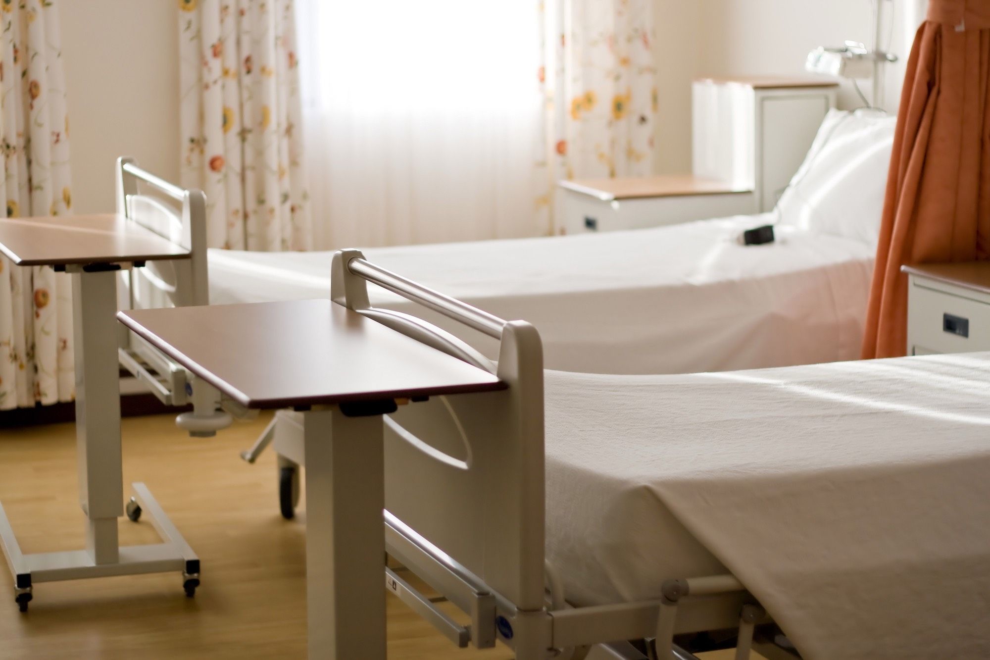 empty hospital beds in long term care homes amid covid-19 outbreaks