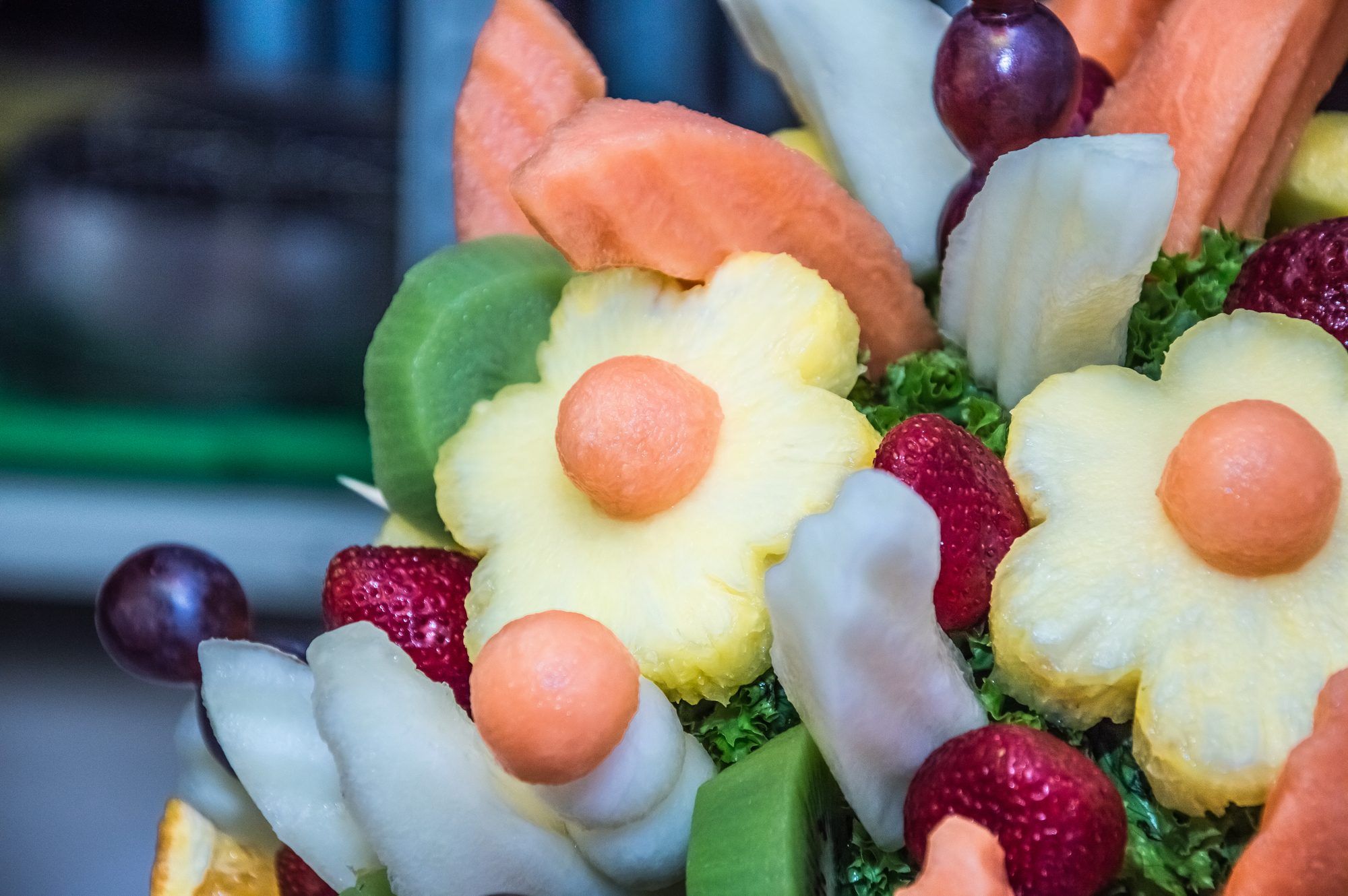 Edible Arrangements Quebec Franchisees File Lawsuit Over Lack of French