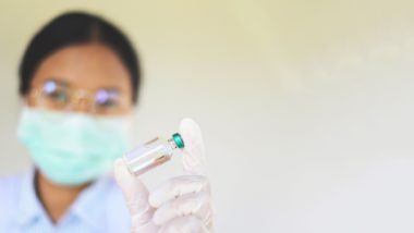 Nurse holding injection regarding the Alberta opioid treatments closure lawsuit
