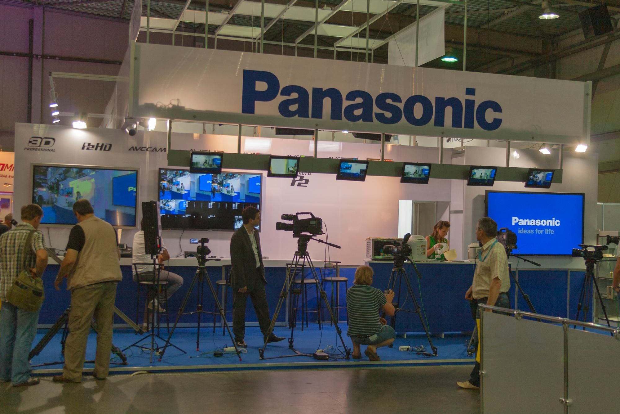 Panasonic booth regarding the capacitor settlement