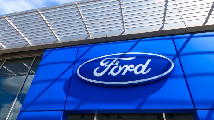 Ford store