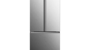 Product photo of recalled Hisense refrigerator.