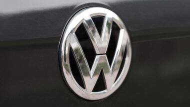 Close up of Volkswagen emblem, representing the Volkswagen and Audi water pump settlement.